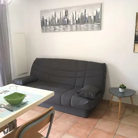 T2 Pour 4 Pers, Charmante Avec Piscine *