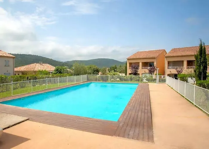 T2 Pour 4 Pers, Charmante Avec Piscine Apartment